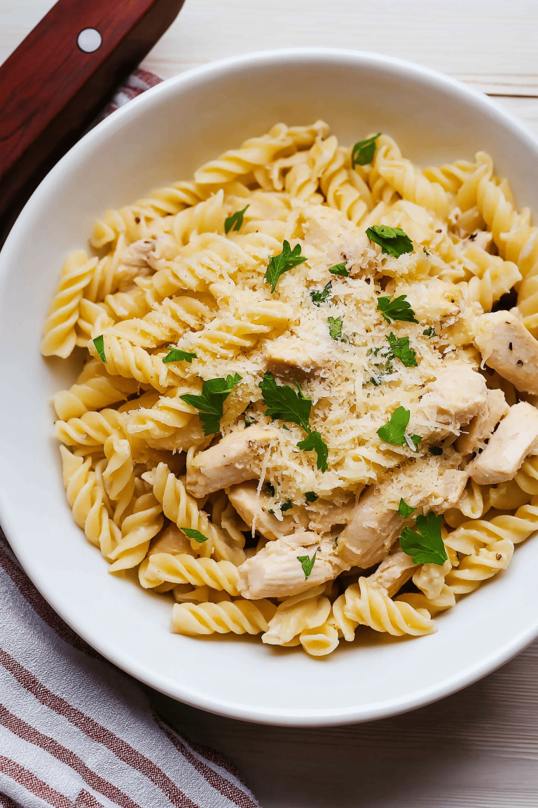Crockpot Garlic Parmesan Chicken Pasta (4-Ingredient)