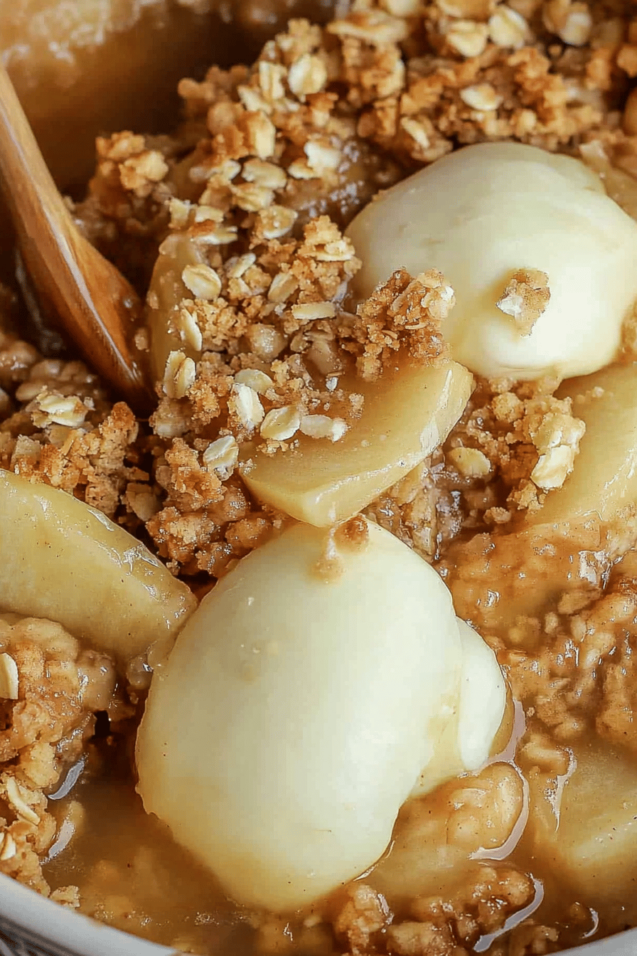 Apple-Pear Crisp Recipe final dish beautifully presented and ready to serve